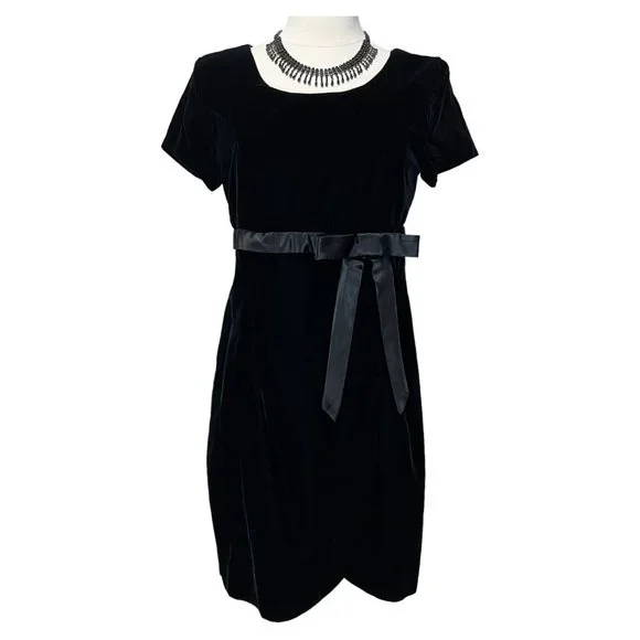 blue dress for baby girl Black Velvet Short Dress With Rhinestone Cuffs main image 1